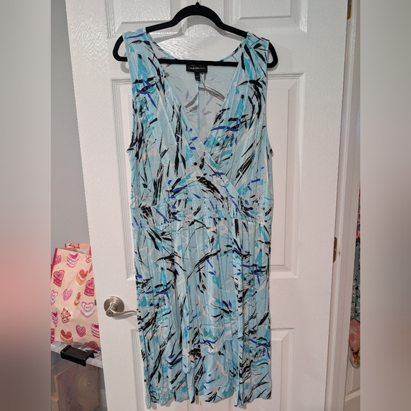 Lane Bryant Blue Surplice V-Neck Smocked-Waist Jersey Dress in Size 18/20 (2X) - Picture 2 of 11